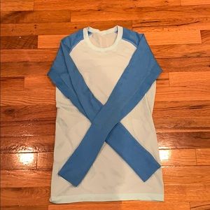 Long sleeve lulu lemon T-shirt